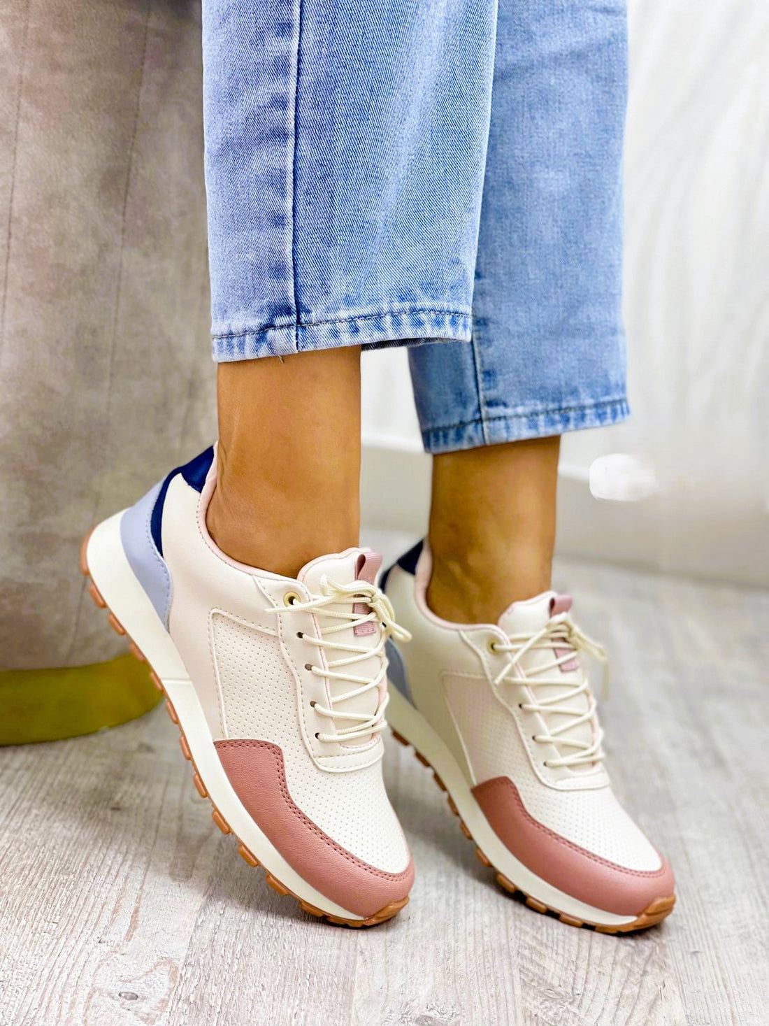 COMBIFLOW: Elegancia y Confort en Perfecta Armonía